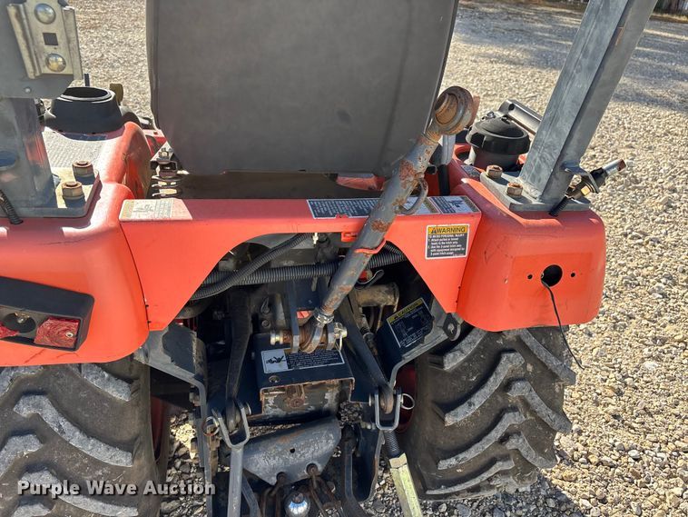 image for item EJ7723 Kubota BX2200D MFWD tractor