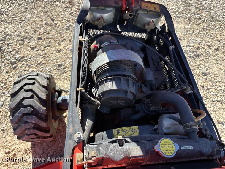 image for item EJ7723 Kubota BX2200D MFWD tractor