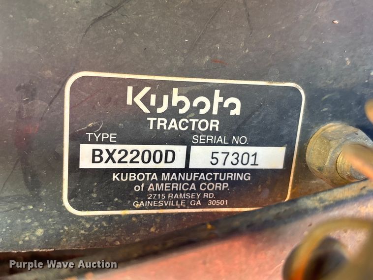 image for item EJ7723 Kubota BX2200D MFWD tractor