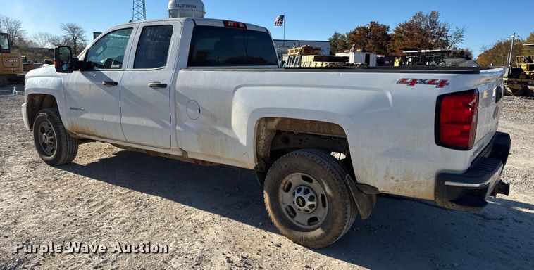 image for item EN0707 2017 Chevrolet Silverado 2500HD Double Cab pickup truck