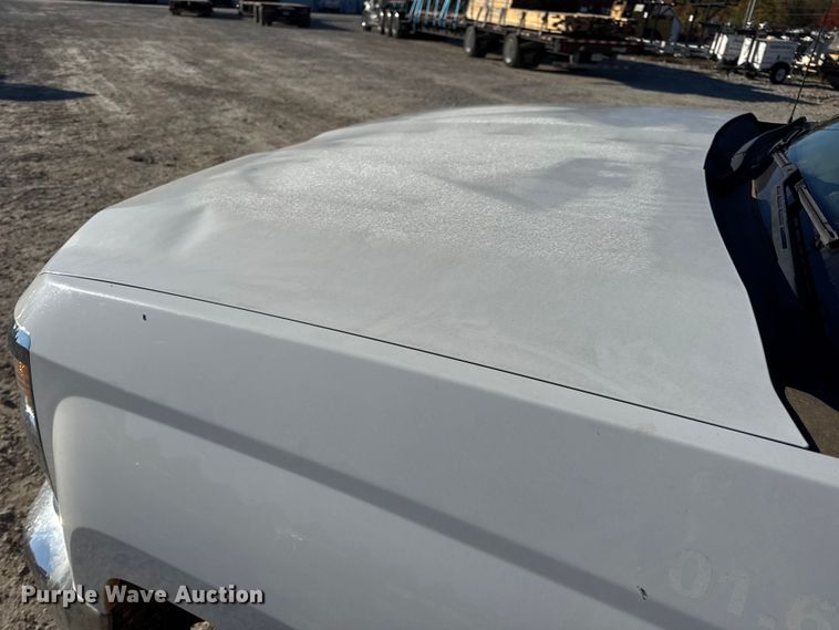 image for item EN0707 2017 Chevrolet Silverado 2500HD Double Cab pickup truck