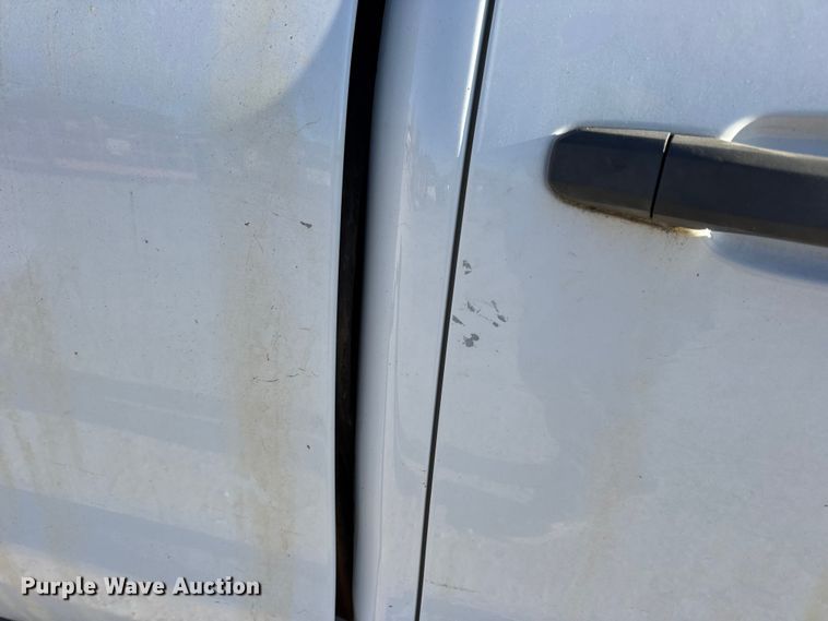 image for item EN0707 2017 Chevrolet Silverado 2500HD Double Cab pickup truck