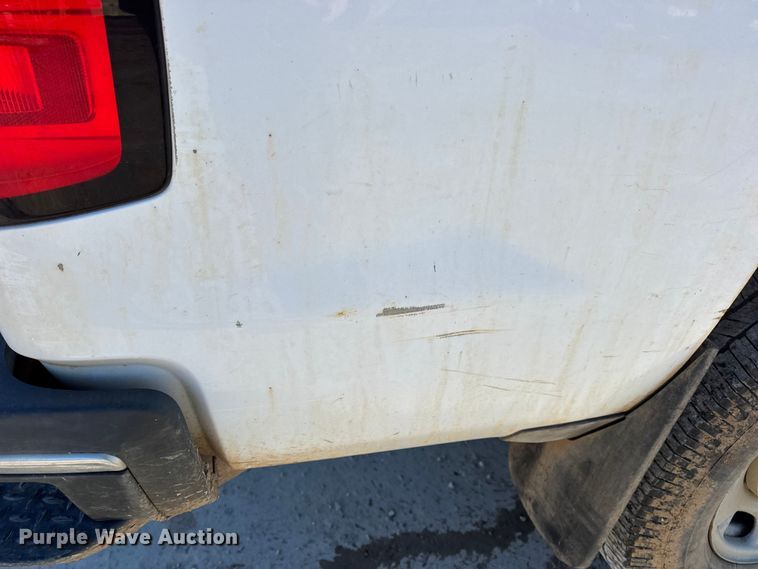 image for item EN0707 2017 Chevrolet Silverado 2500HD Double Cab pickup truck