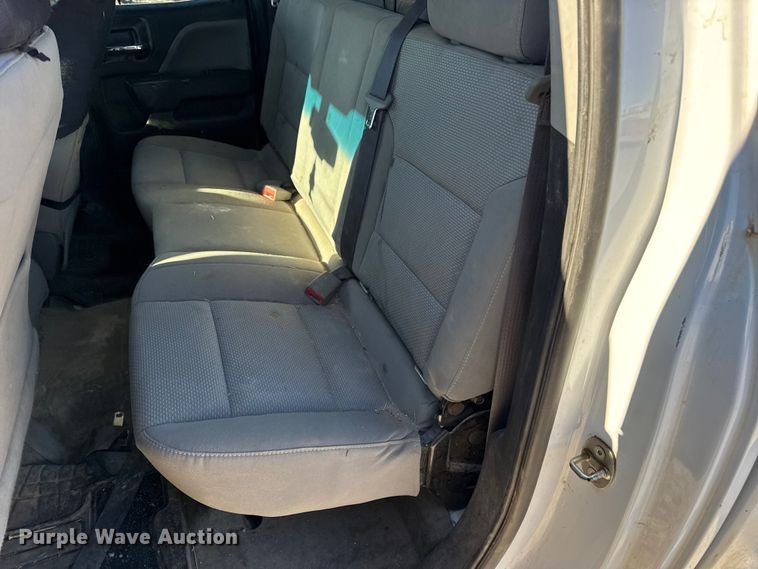 image for item EN0707 2017 Chevrolet Silverado 2500HD Double Cab pickup truck