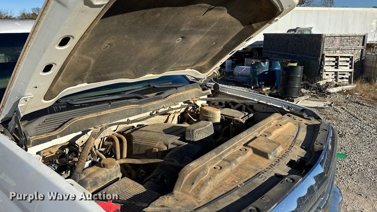 image for item EN0707 2017 Chevrolet Silverado 2500HD Double Cab pickup truck