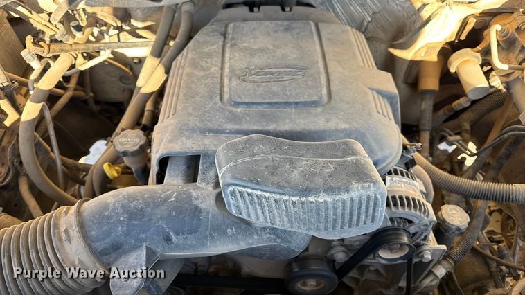 image for item EN0707 2017 Chevrolet Silverado 2500HD Double Cab pickup truck