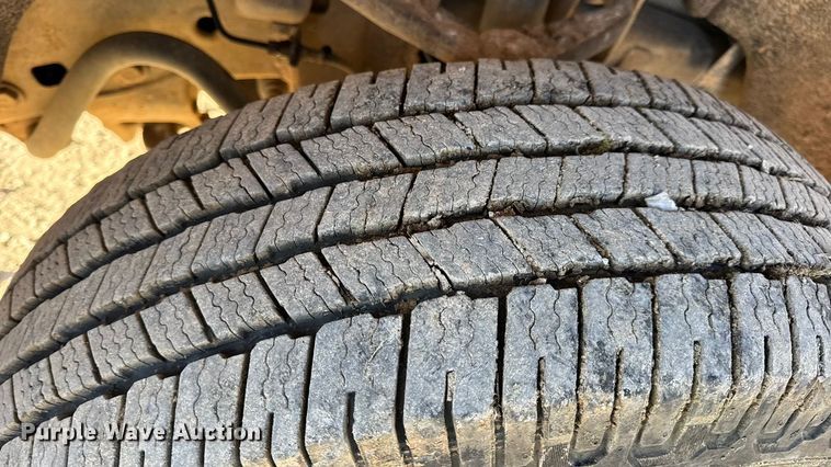 image for item EN0707 2017 Chevrolet Silverado 2500HD Double Cab pickup truck