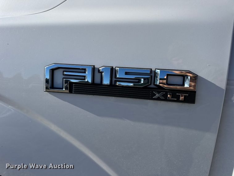 image for item EN0708 2020 Ford F150 XLT SuperCrew pickup truck