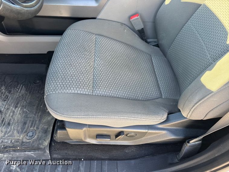 image for item EN0708 2020 Ford F150 XLT SuperCrew pickup truck