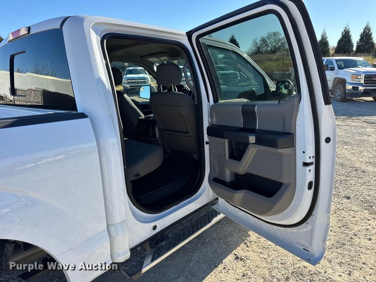 image for item EN0708 2020 Ford F150 XLT SuperCrew pickup truck