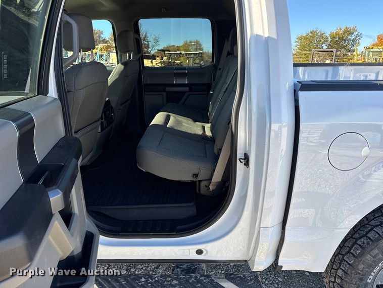 image for item EN0708 2020 Ford F150 XLT SuperCrew pickup truck