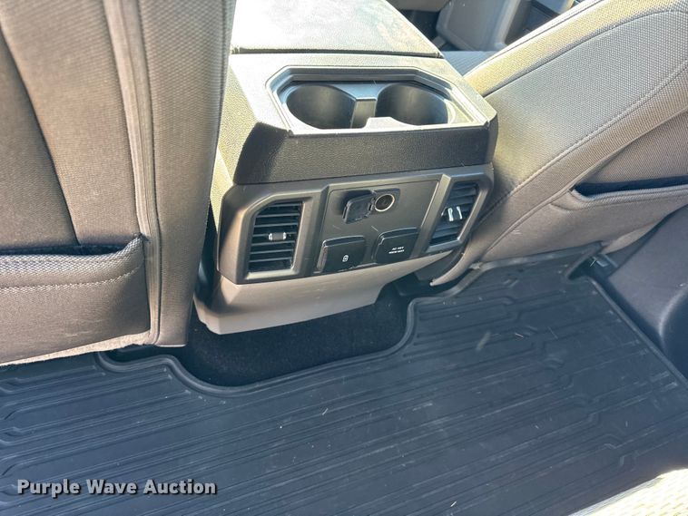 image for item EN0708 2020 Ford F150 XLT SuperCrew pickup truck