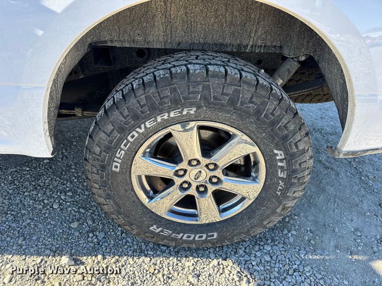 image for item EN0708 2020 Ford F150 XLT SuperCrew pickup truck