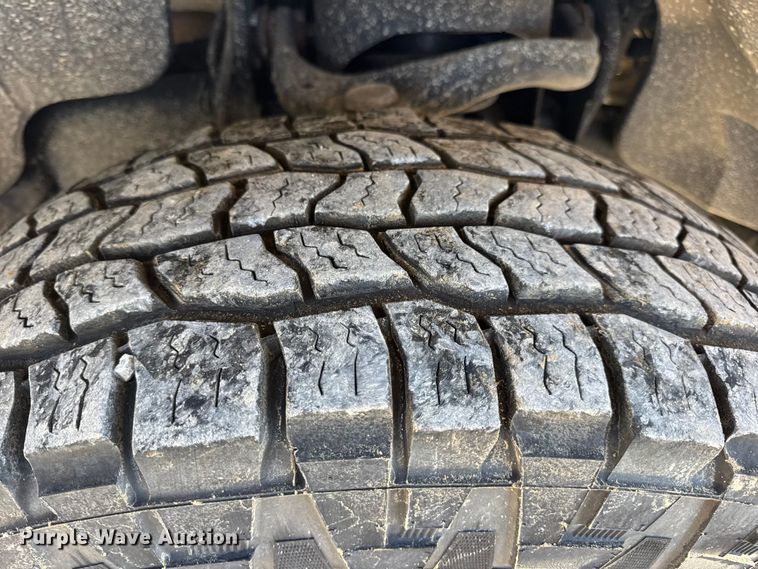 image for item EN0708 2020 Ford F150 XLT SuperCrew pickup truck