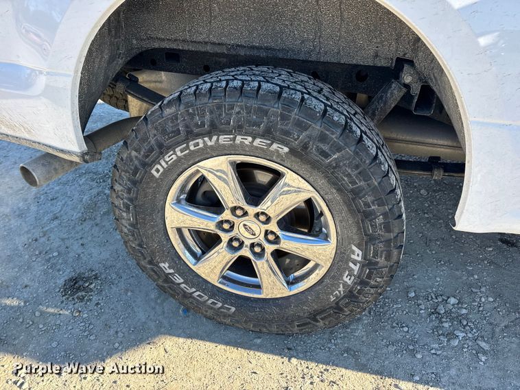 image for item EN0708 2020 Ford F150 XLT SuperCrew pickup truck