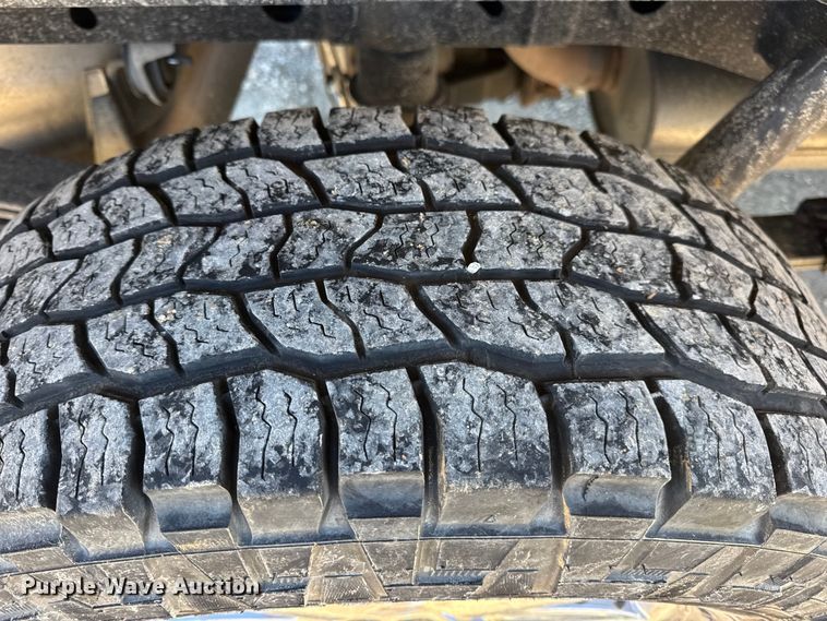 image for item EN0708 2020 Ford F150 XLT SuperCrew pickup truck