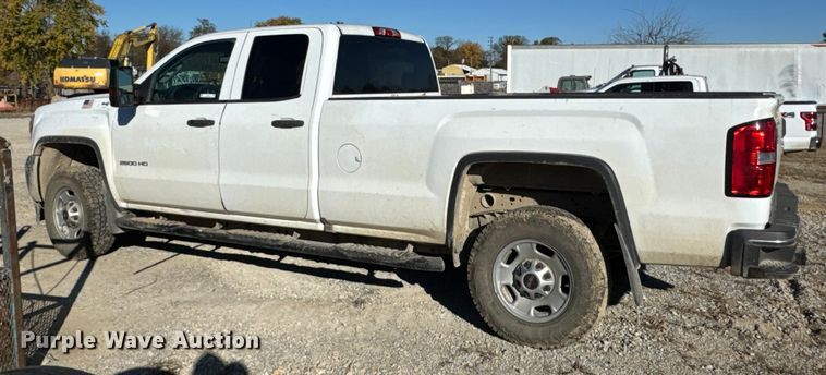 image for item EN0709 2017 GMC Sierra 2500HD Double Cab pickup truck