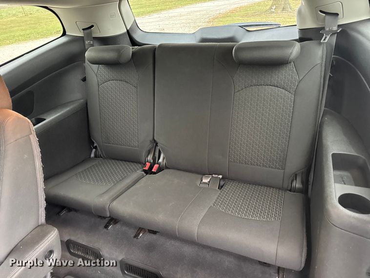 image for item EN0714 2012 Chevrolet Traverse LT SUV