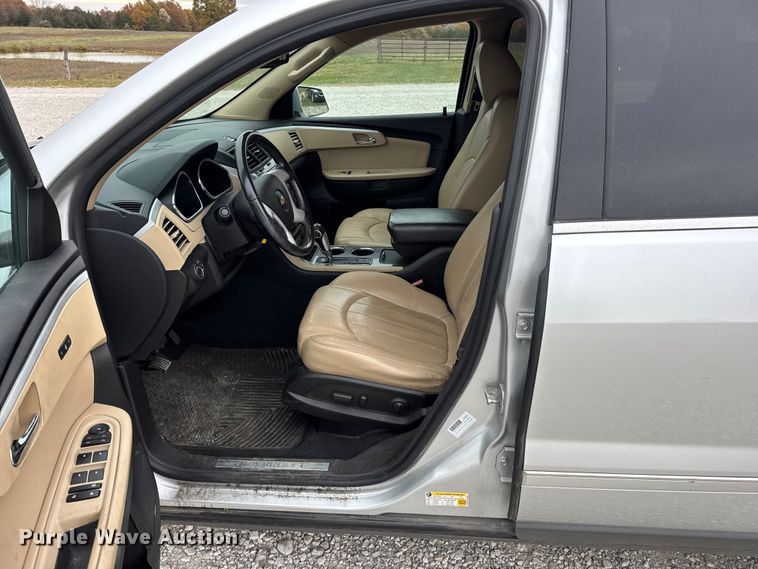 image for item EN0715 2012 Chevrolet Traverse LTZ SUV