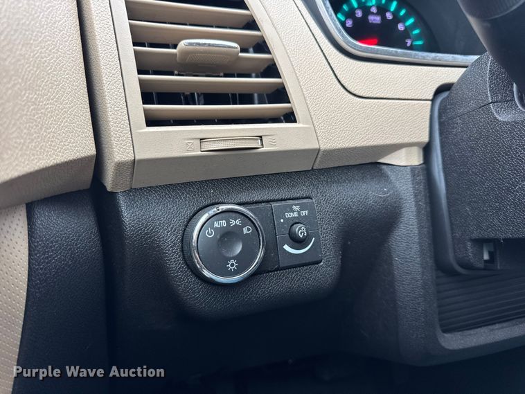 image for item EN0715 2012 Chevrolet Traverse LTZ SUV