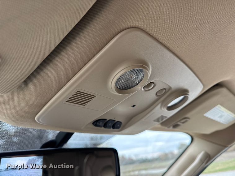 image for item EN0715 2012 Chevrolet Traverse LTZ SUV