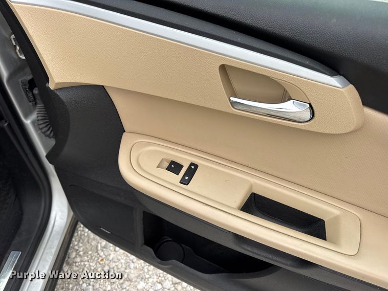 image for item EN0715 2012 Chevrolet Traverse LTZ SUV