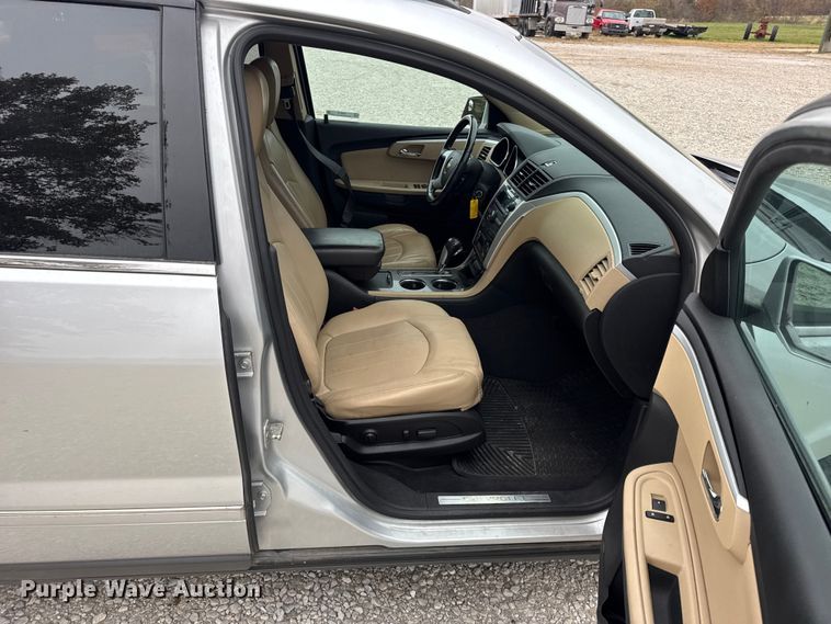 image for item EN0715 2012 Chevrolet Traverse LTZ SUV