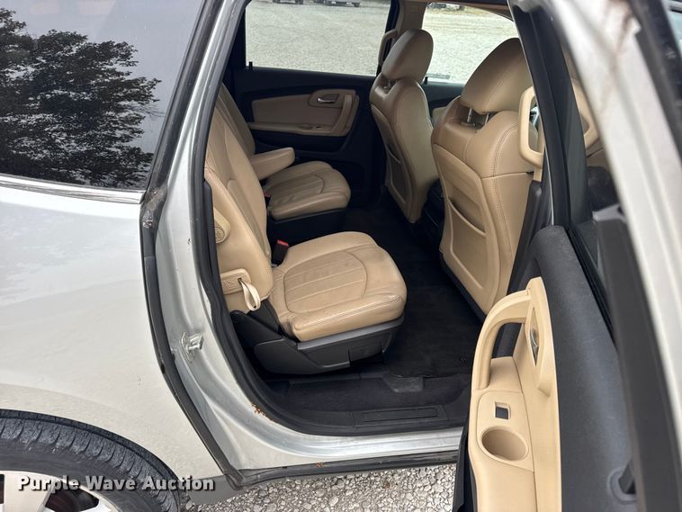 image for item EN0715 2012 Chevrolet Traverse LTZ SUV