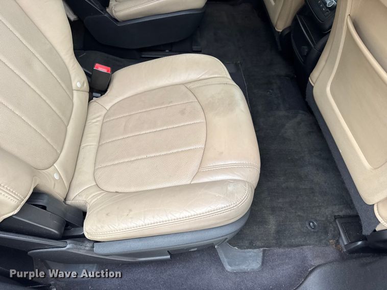 image for item EN0715 2012 Chevrolet Traverse LTZ SUV