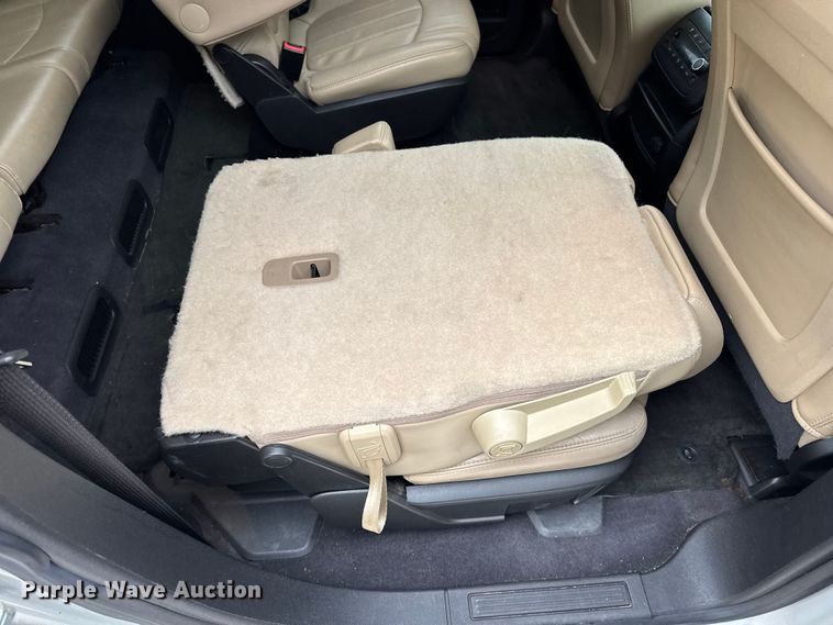 image for item EN0715 2012 Chevrolet Traverse LTZ SUV