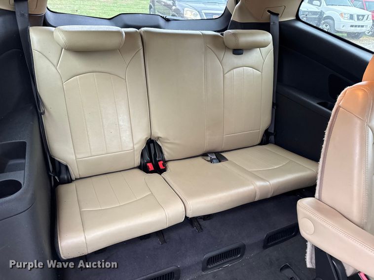 image for item EN0715 2012 Chevrolet Traverse LTZ SUV