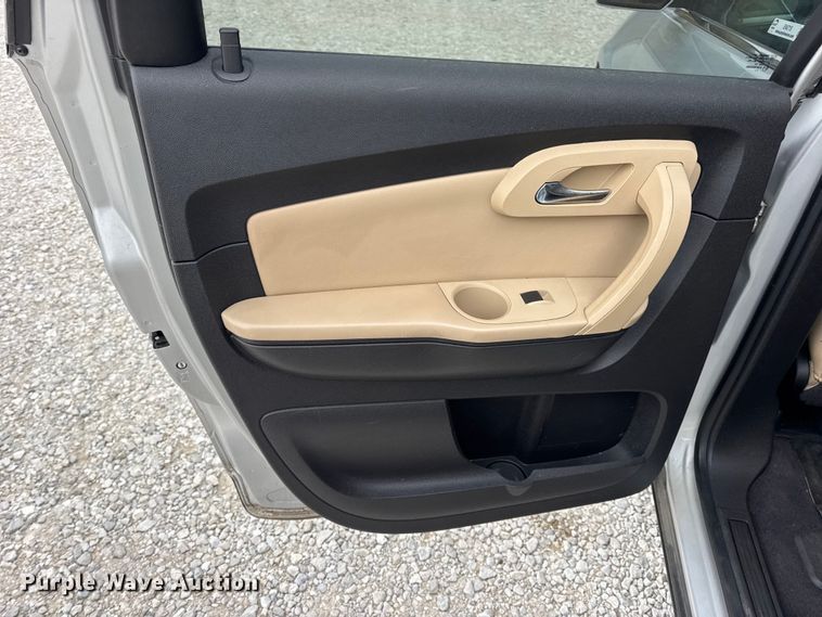 image for item EN0715 2012 Chevrolet Traverse LTZ SUV