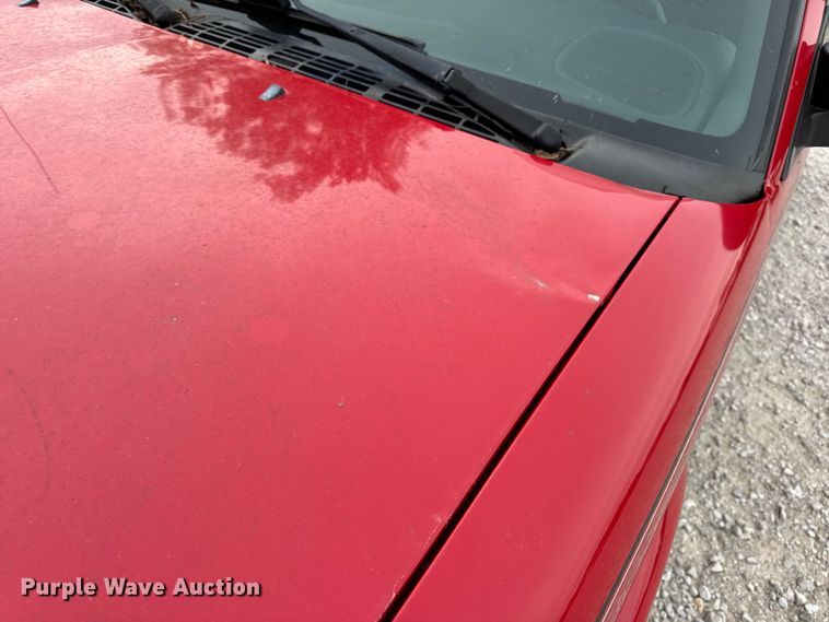 image for item EN0719 2003 Chevrolet S10 LS Ext. Cab pickup truck