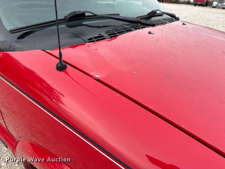 image for item EN0719 2003 Chevrolet S10 LS Ext. Cab pickup truck