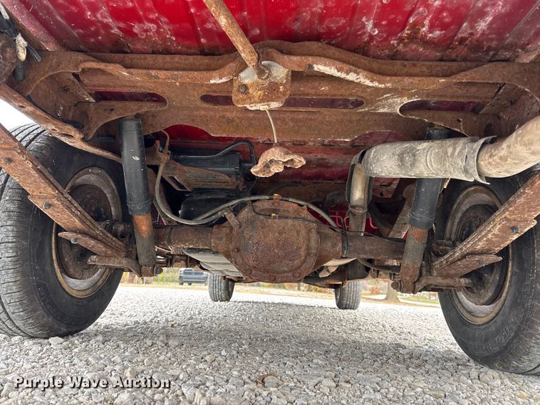 image for item EN0719 2003 Chevrolet S10 LS Ext. Cab pickup truck