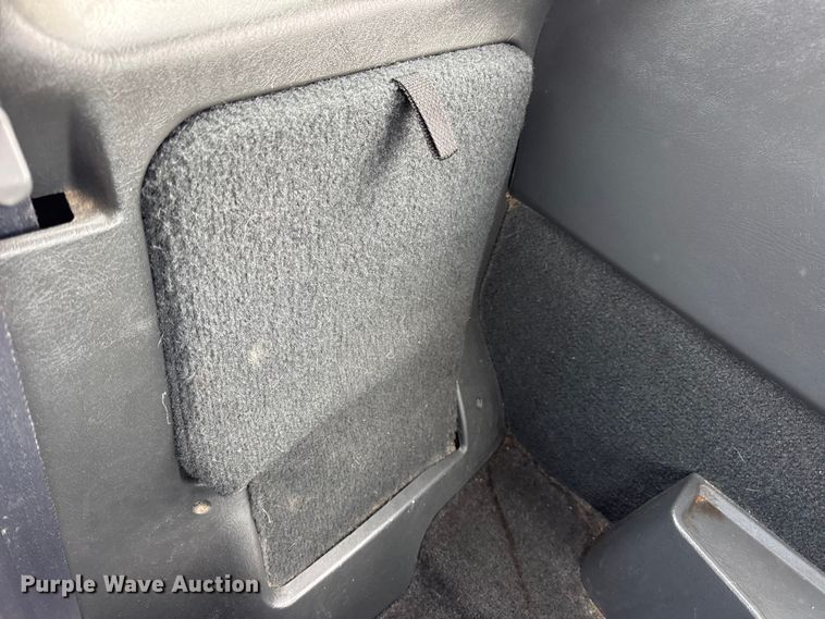 image for item EN0719 2003 Chevrolet S10 LS Ext. Cab pickup truck