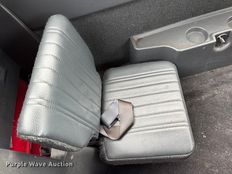 image for item EN0719 2003 Chevrolet S10 LS Ext. Cab pickup truck