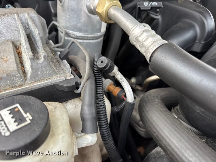 image for item EN0719 2003 Chevrolet S10 LS Ext. Cab pickup truck