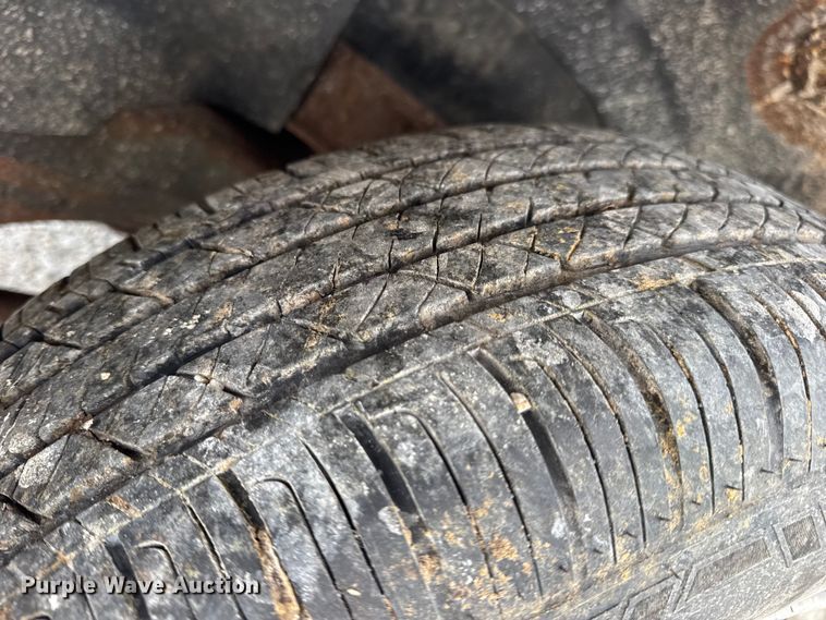 image for item EN0719 2003 Chevrolet S10 LS Ext. Cab pickup truck