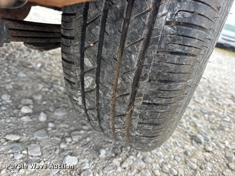 image for item EN0719 2003 Chevrolet S10 LS Ext. Cab pickup truck