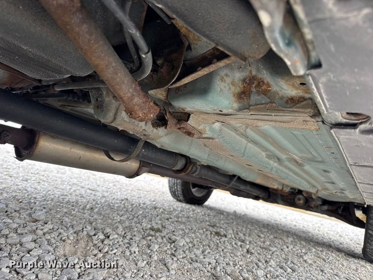 image for item EN0720 2001 Honda CR-V SUV