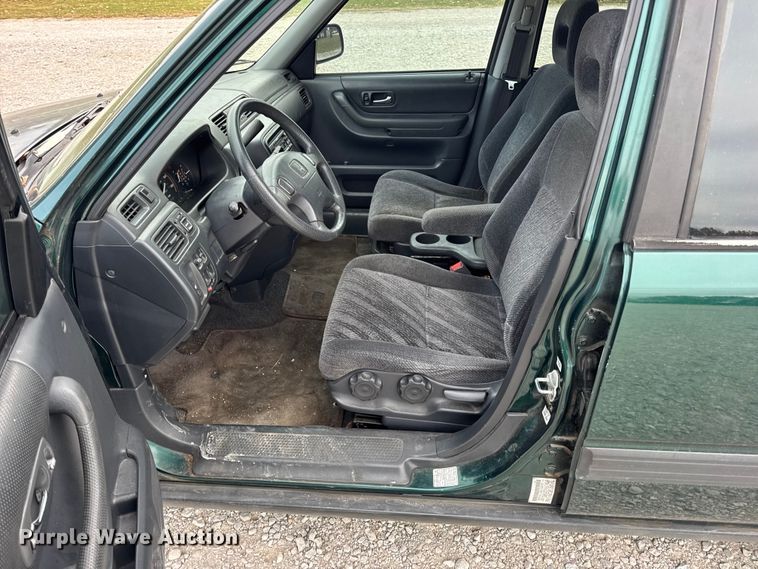 image for item EN0720 2001 Honda CR-V SUV