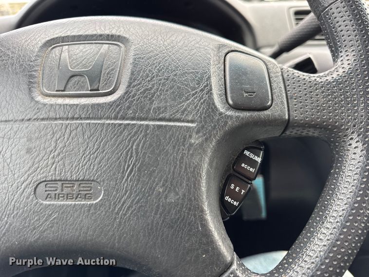 image for item EN0720 2001 Honda CR-V SUV