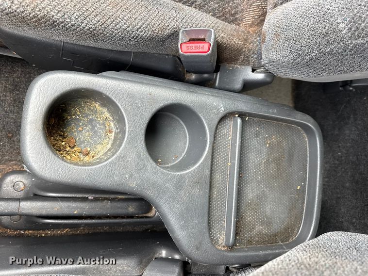 image for item EN0720 2001 Honda CR-V SUV