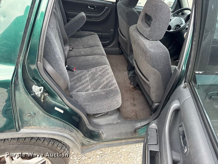 image for item EN0720 2001 Honda CR-V SUV