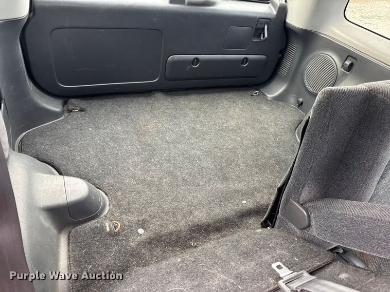 image for item EN0720 2001 Honda CR-V SUV