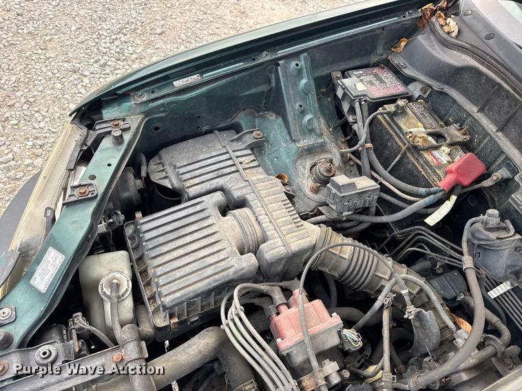 image for item EN0720 2001 Honda CR-V SUV