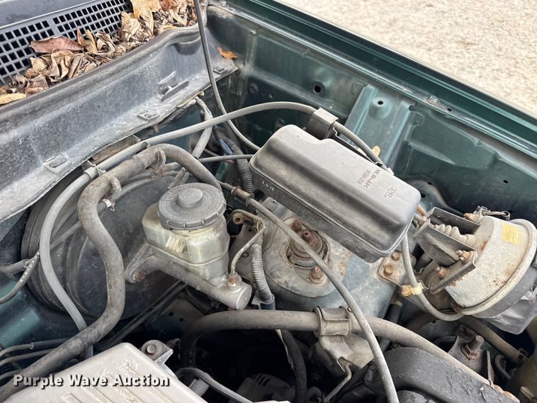 image for item EN0720 2001 Honda CR-V SUV