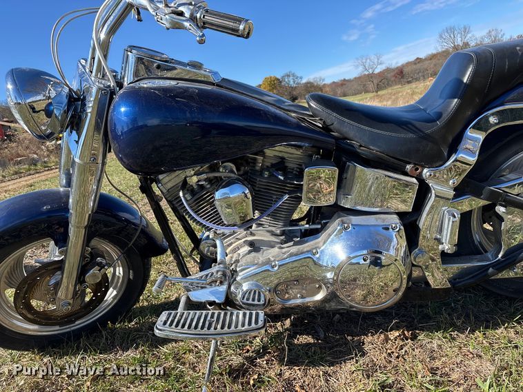 image for item EN5600 2002 ASPT motorcycle