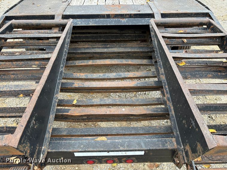 image for item EN5766 2012 Starlite equipment trailer